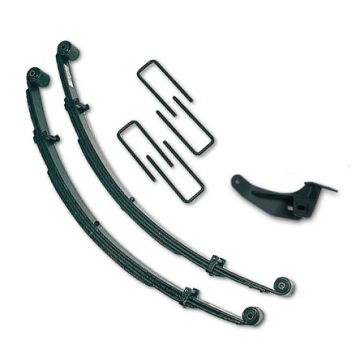 Tuff Country 22963K Front 2.5" Leveling Kit, with Leaf Springs (No Shocks) (with 351 engine only 4wd for Ford F-250 Super Duty 2000-2004